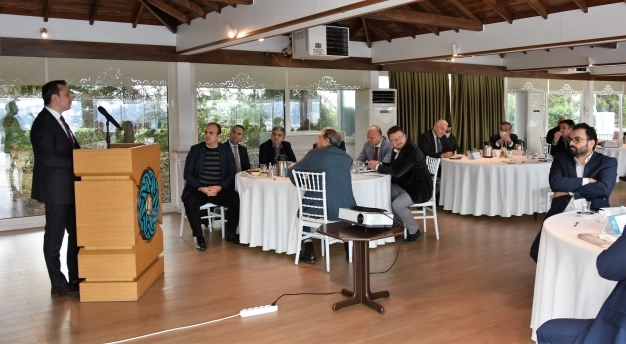 Makinacılar ihalelerde yerli ürün şartı istiyor