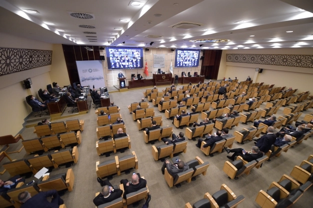 Türkiye yol ayrımında yeni bir döneme geçilmeli