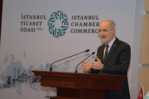 Türkiye yol ayrımında yeni bir döneme geçilmeli