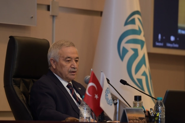 Türkiye yol ayrımında yeni bir döneme geçilmeli