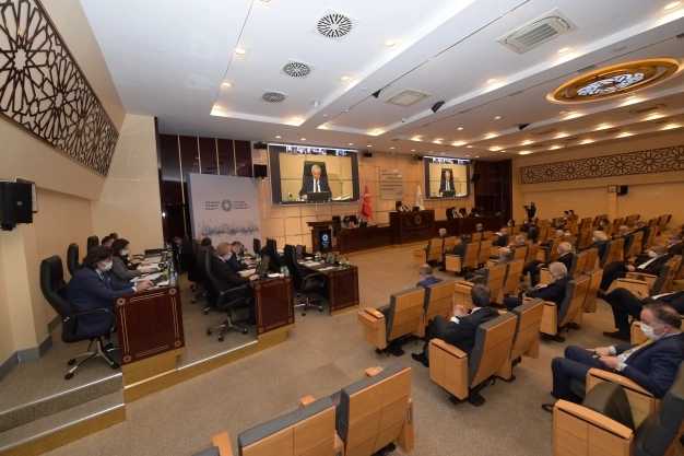 Türkiye yol ayrımında yeni bir döneme geçilmeli