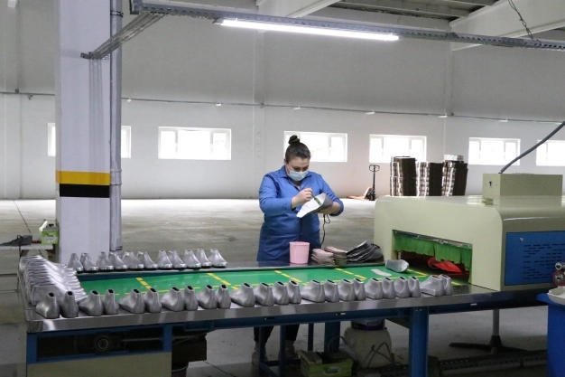 16 meslek için belge zorunluluğu getirildi