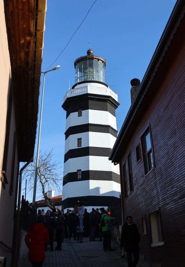 Boğaz ve kıyılardaki Fenerler yeniden aydınlanıyor