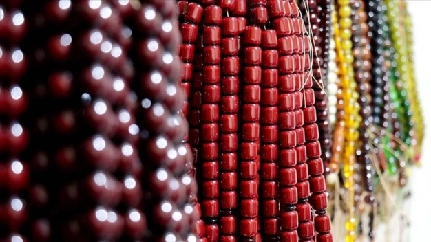 Osmaniye'de yapılan tespihler 50 ülkeye satılıyor