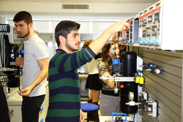 Career opportunities in postgraduate programs