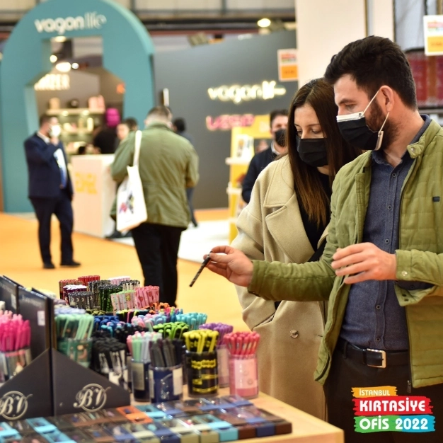 Kırtasiye sektörüne mensup 9 bin 723 profesyonel fuarda biraraya geldi