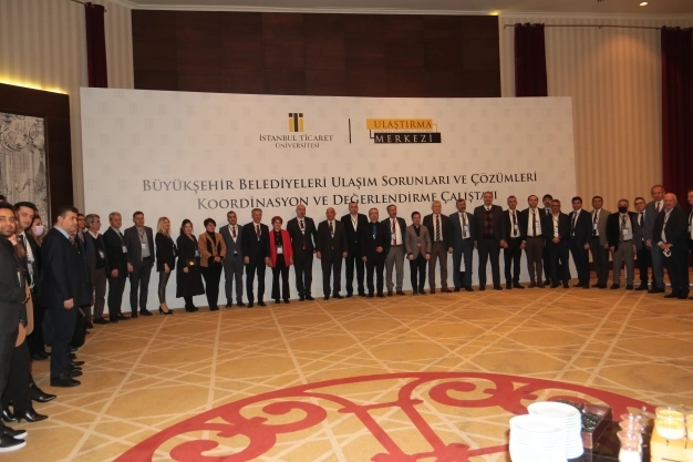 Güvenli trafik için akıllı ulaştırma önerileri