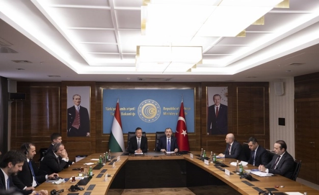 Türkiye-Macaristan Ortak Ekonomi ve Ticaret Komisyonu Kurucu Deklarasyonu imzalandı