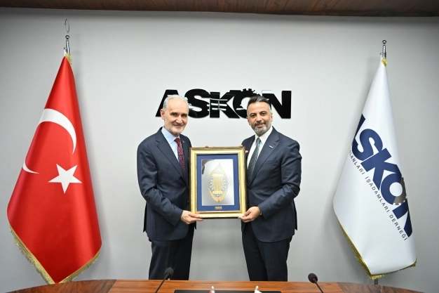 İş dünyasıyla gündem istişarelerine devam