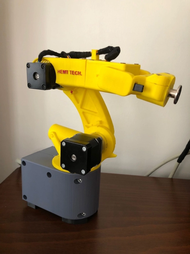 Yerli robottan kodlama eğitimi