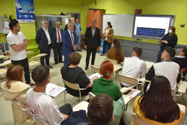 İTO’nun hamiliğinde ana elemanlar yetişiyor