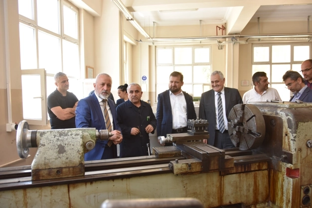 İTO’nun hamiliğinde ana elemanlar yetişiyor