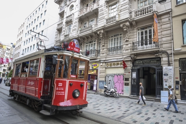 5 bin sanatçıyla bin 500 etkinlik