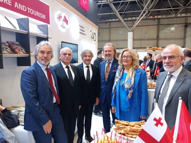 Türkiye yayıncıları Gürcistan’ın odağında: Tiflis’te kültürel işbirliğine kitapla giriş yapıyoruz