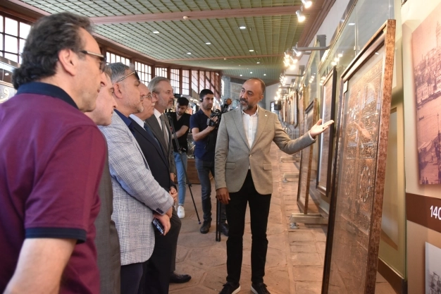 Ahşap, Hünkar Kasrı’nda dile geldi