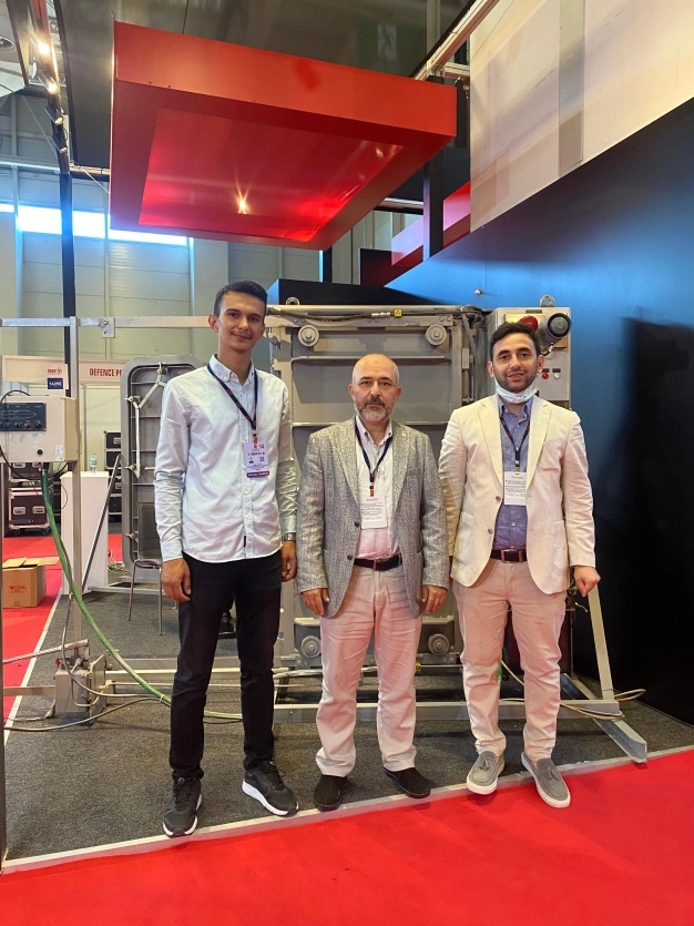 Gemilerin batma tehlikesine karşı yerli su geçmez kapı