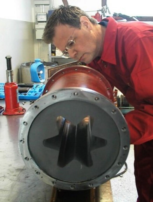 Katı roket yakıtı simülasyon platformu