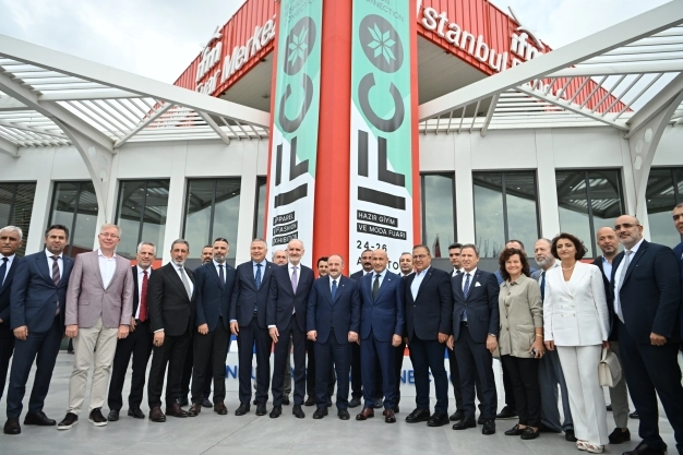 Hazır giyimin vitrini IFCO