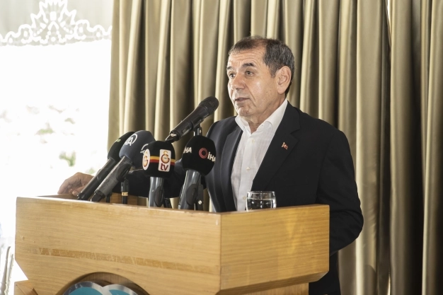 Galatasaray Kulübü Başkanı Özbek, İTO üyeleriyle kahvaltıda bir araya geldi