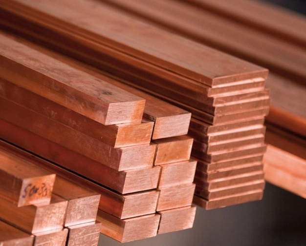 Finanstaki hareketlilik emtiayı dalgalandırıyor