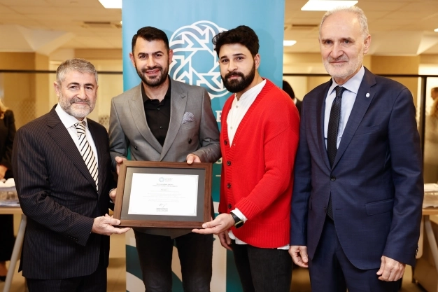 Hazine ve Maliye Bakanı Nebati, İstanbul Ticaret Odası’nı ziyaret etti