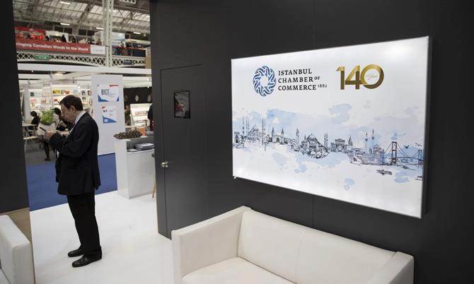 Londra Kitap Fuarı'nda "Türkiye" standı büyük ilgi görüyor