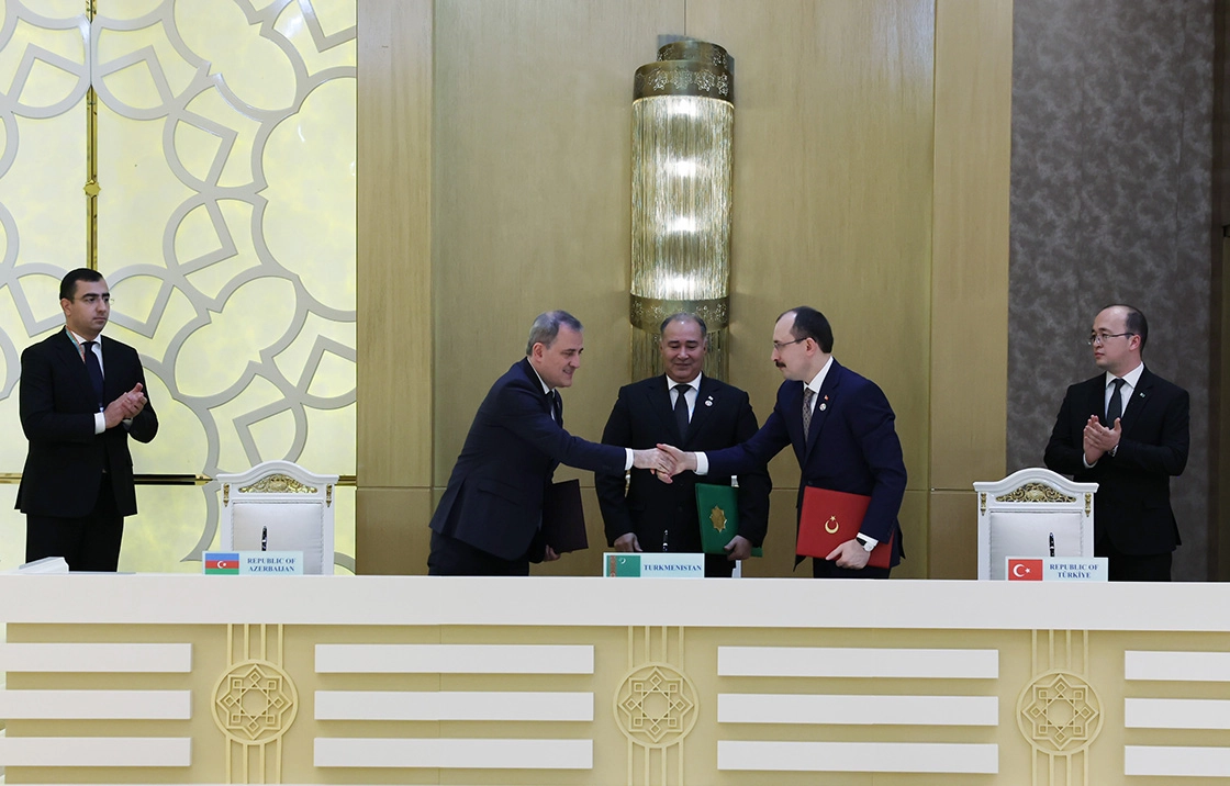 Türkiye, Türkmenistan ve Azerbaycan arasında 5 anlaşma imzalandı