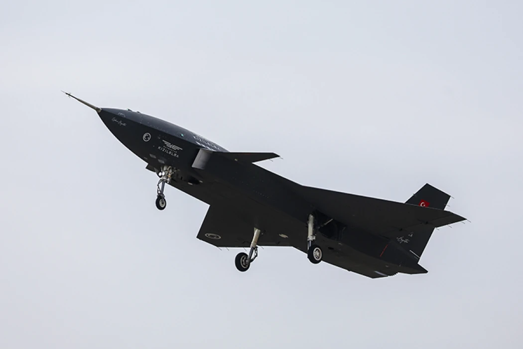 Bayraktar KIZILELMA testleri bir bir geçiyor! Rekor sürede gökyüzüyle buluştu